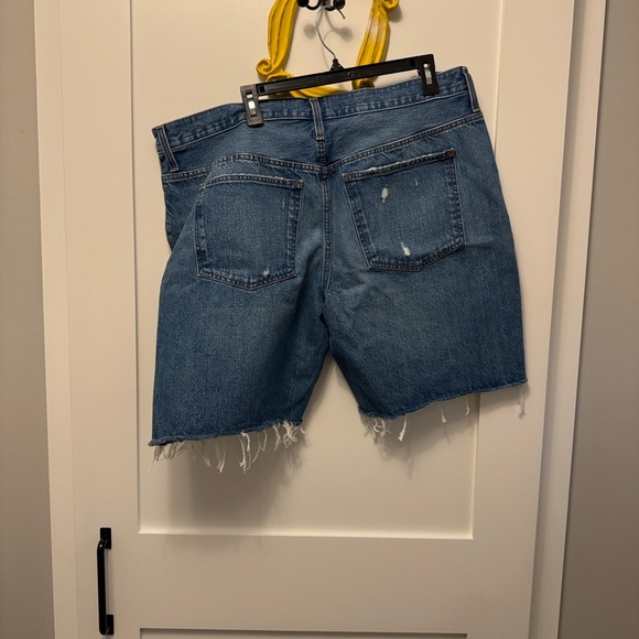 Madewell Distressed Blue Jean Shorts - Picture 4 of 8